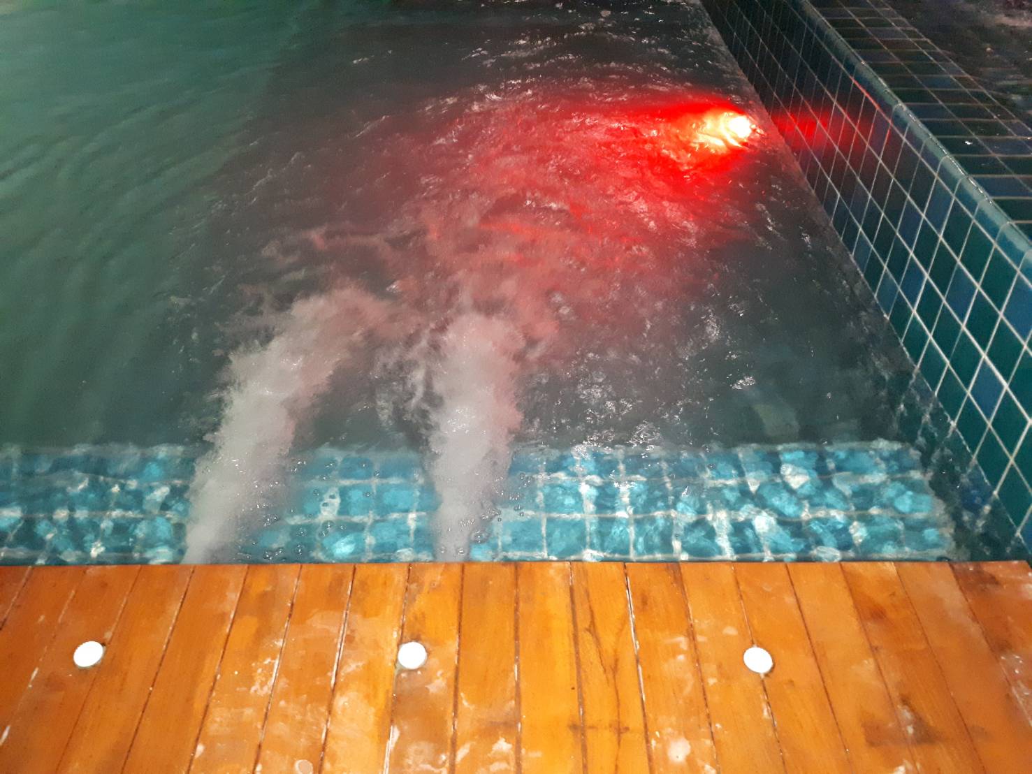 Tcp pool รับสร้างสระว่ายน้ำคอนกรีต
