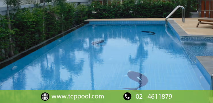 ประเภทของพื้นสระว่ายน้ำ​