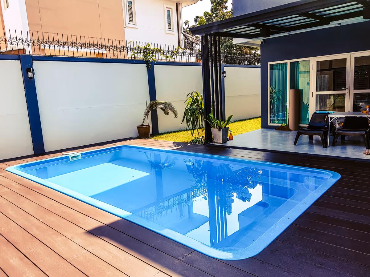 TCPPOOL เป็นบริษัท รับติดตั้งสระว่ายน้ำไฟเบอร์กลาส ครบวงจร