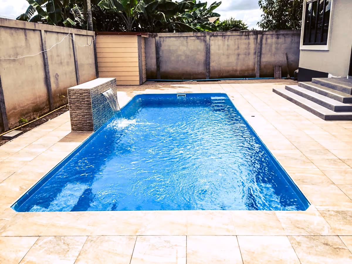 TCPPOOL เป็นบริษัท รับติดตั้งสระว่ายน้ำไฟเบอร์กลาส ครบวงจร