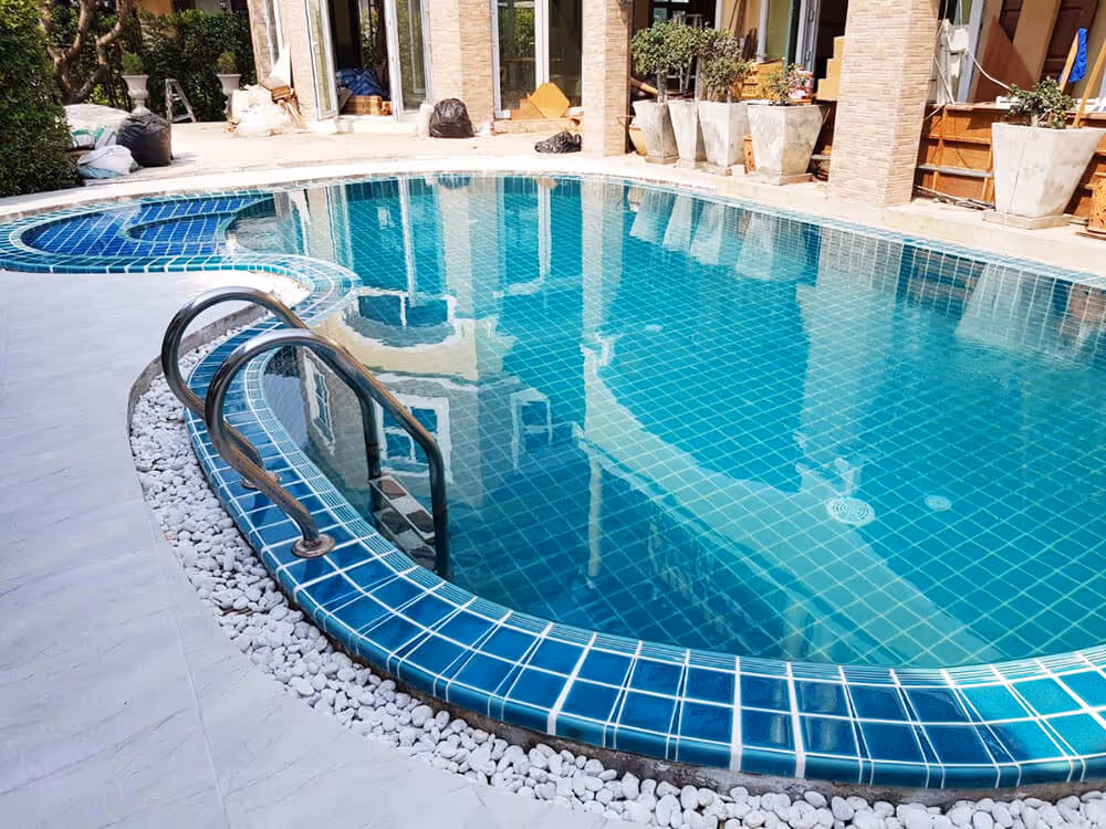 Tcp pool รับสร้างสระว่ายน้ำคอนกรีต