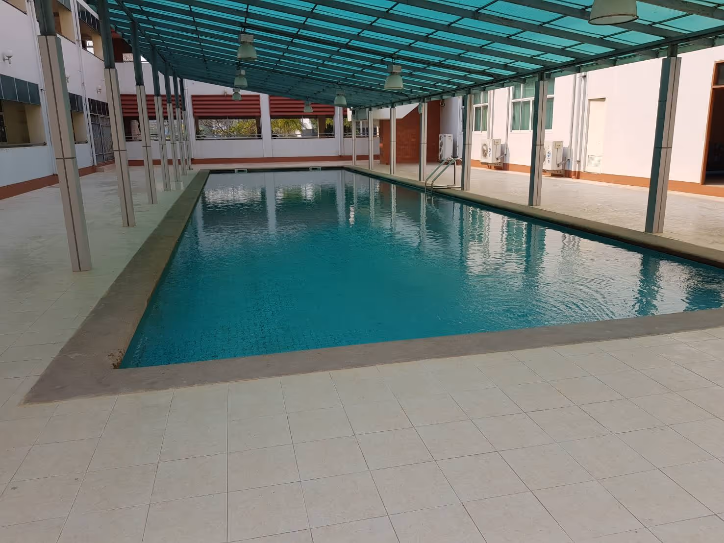 Tcp pool รับสร้างสระว่ายน้ำคอนกรีต