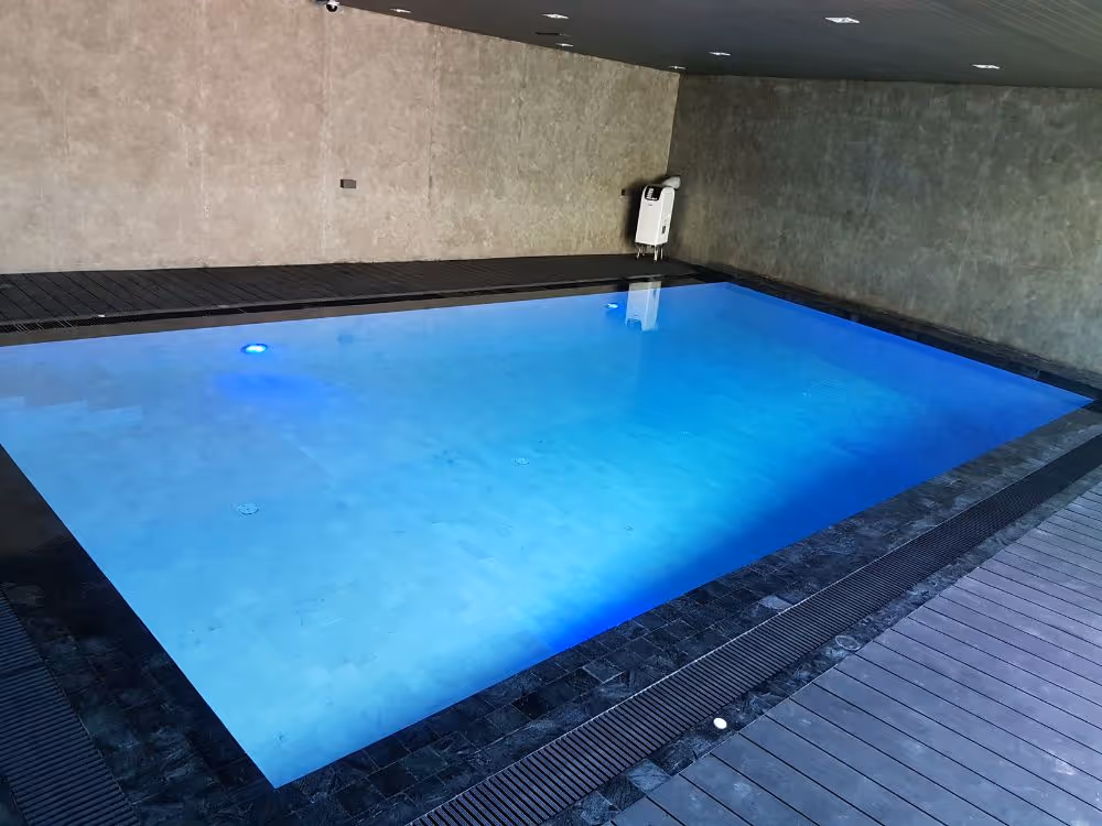 Tcp pool รับสร้างสระว่ายน้ำคอนกรีต