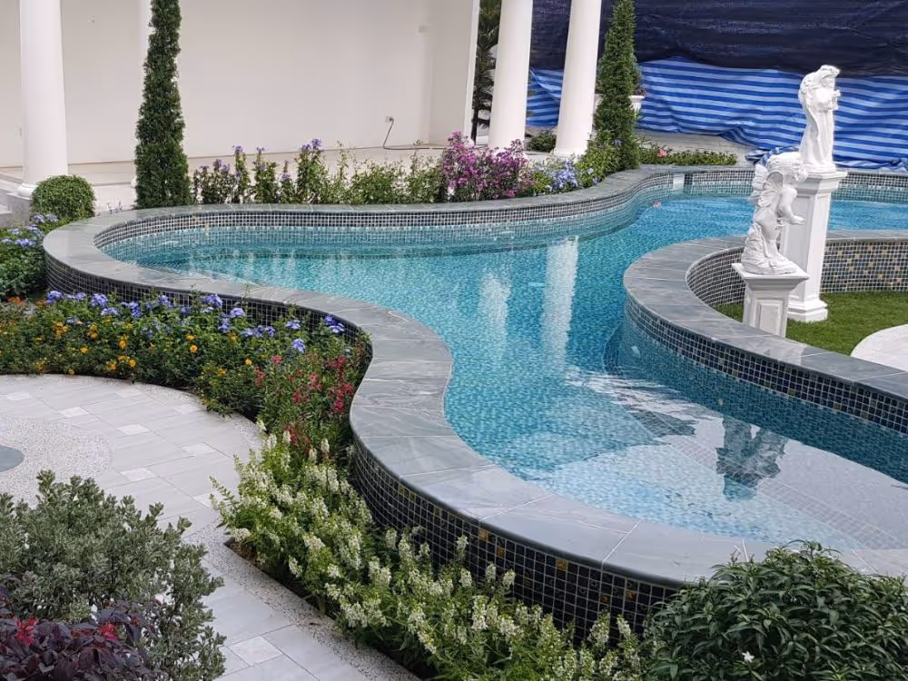 Tcp pool รับสร้างสระว่ายน้ำคอนกรีต